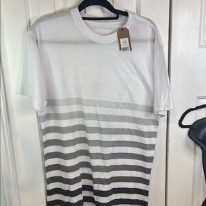 NWT XL red camel Classic White & Gray Striped womens T-Shirt crew neck